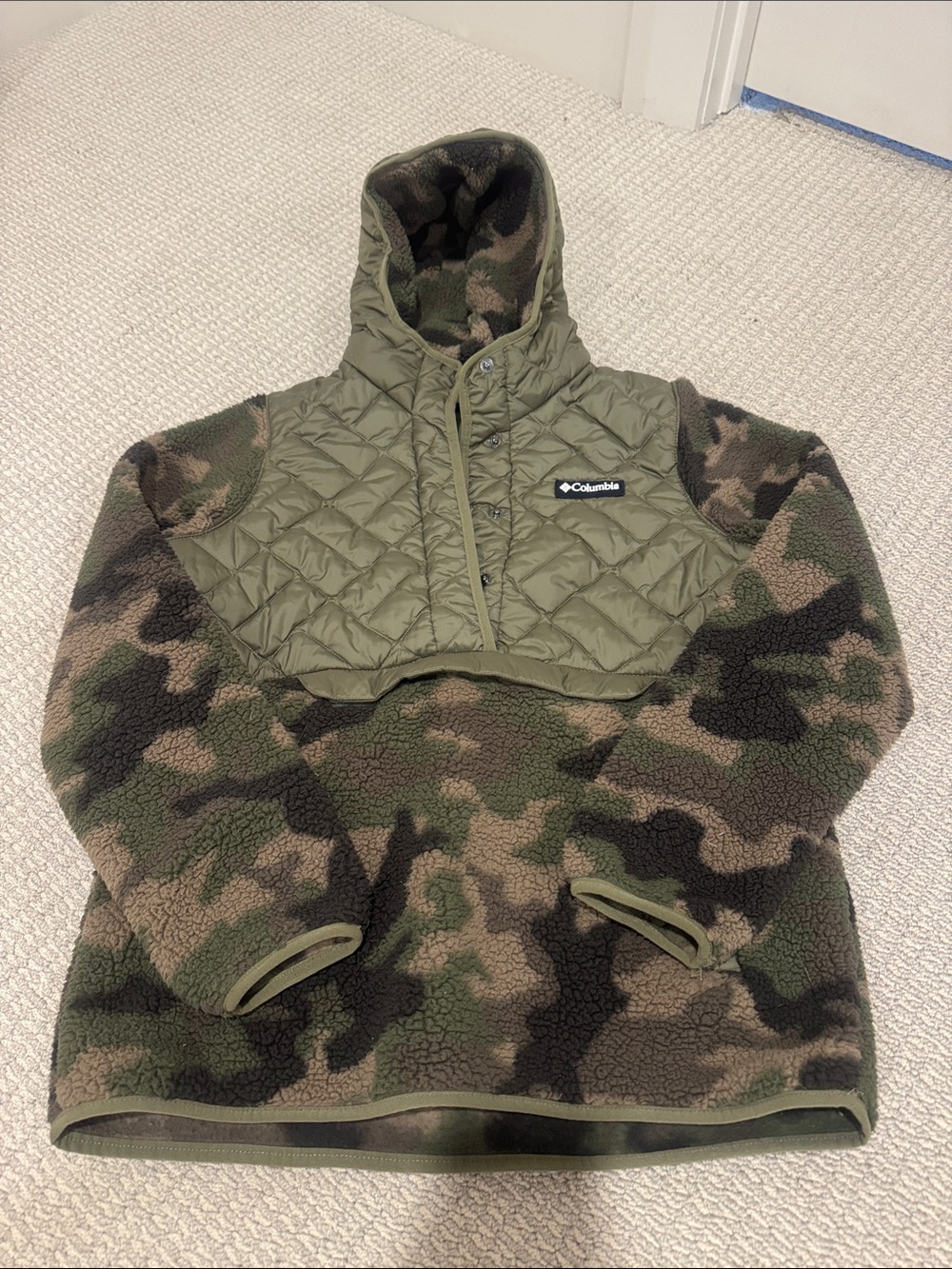 Columbia Olive & Camouflage Quilted Sherpa Pullover